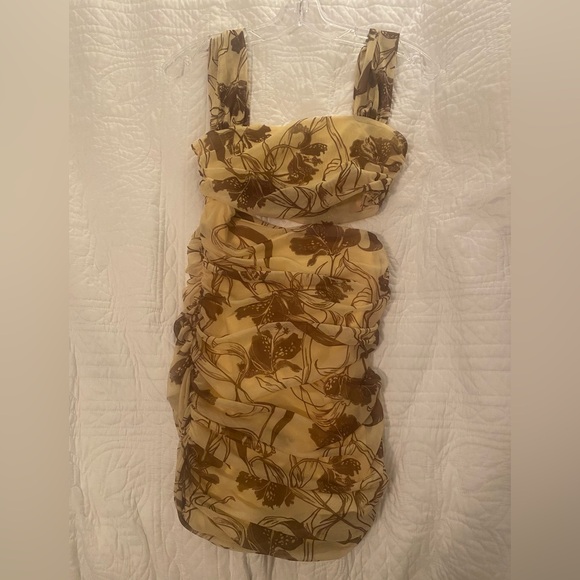 Zara Dresses & Skirts - Zara Brown Floral Mini Dress